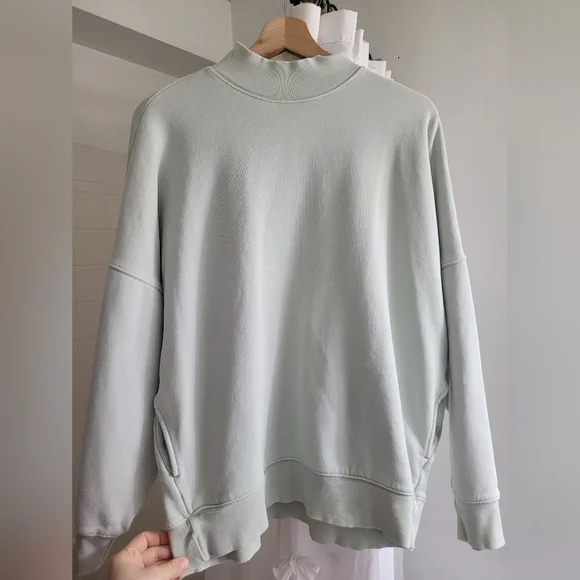 the mockneck sweatshirt - Picture 3 of 3